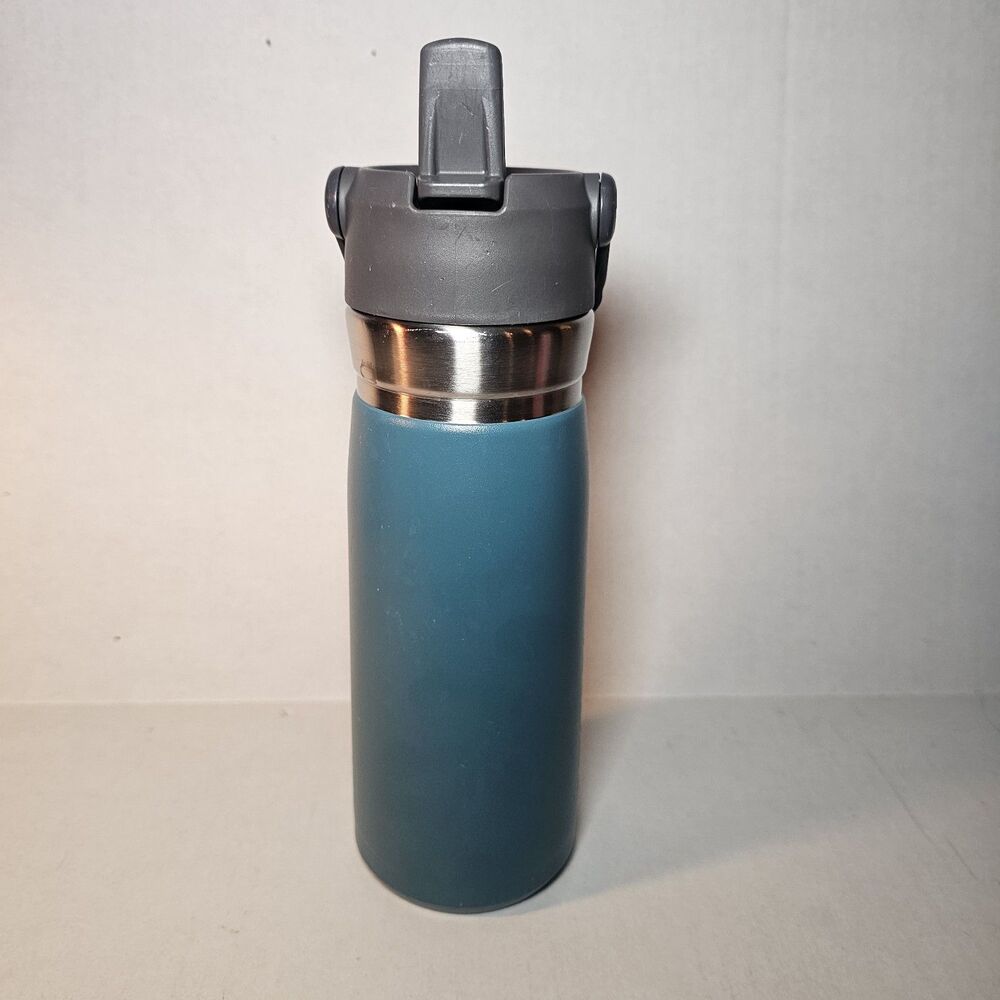 Stanley The Go Flip Straw Water Bottle 22 OZ Blue/Green - Picture 7 of 9